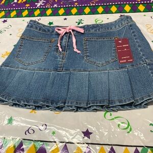 Cute denim short skirt
